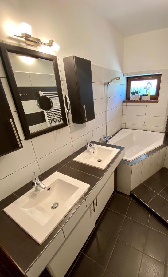 Arviz Apartman Szeged Exterior photo