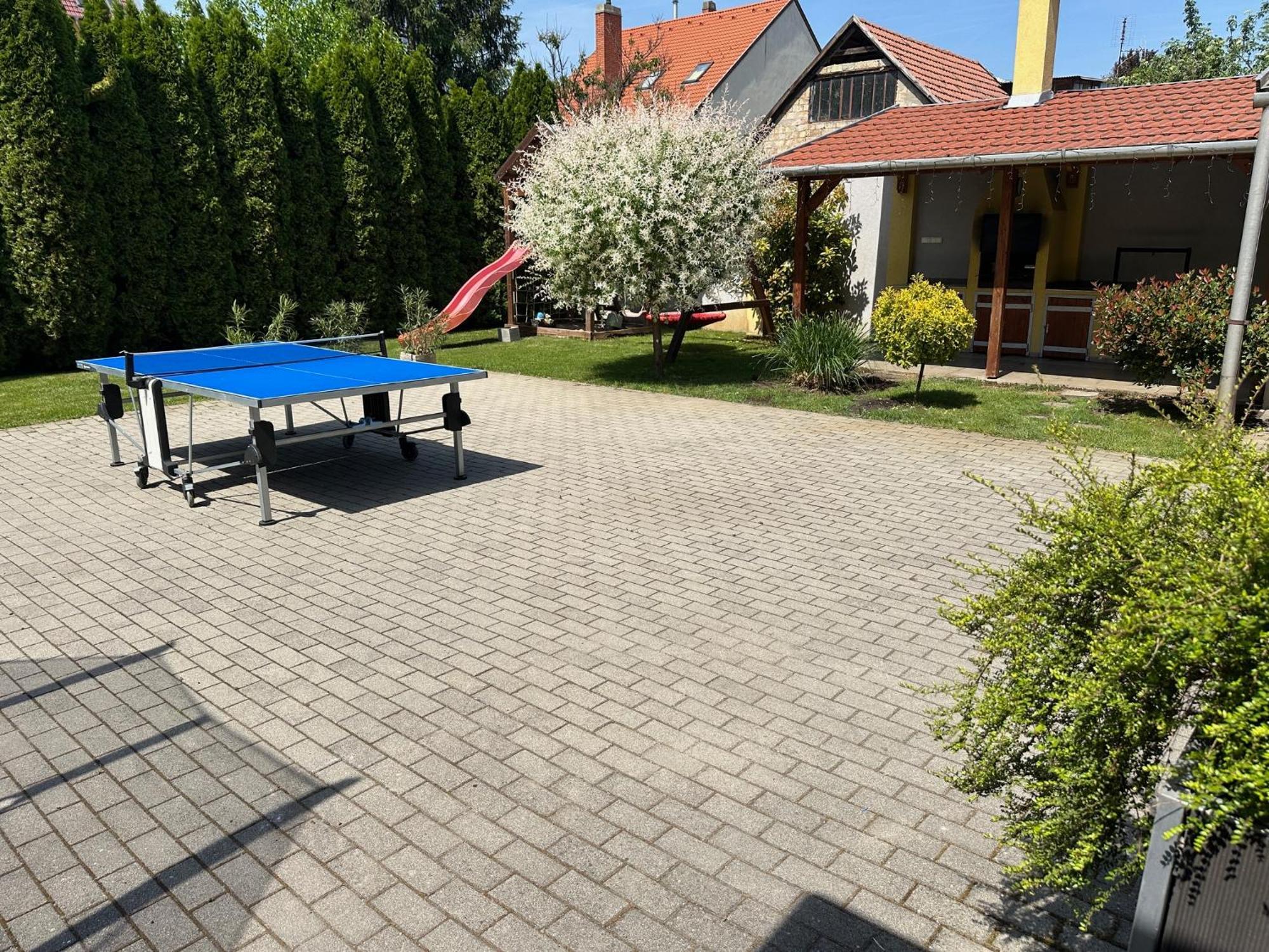 Arviz Apartman Szeged Exterior photo