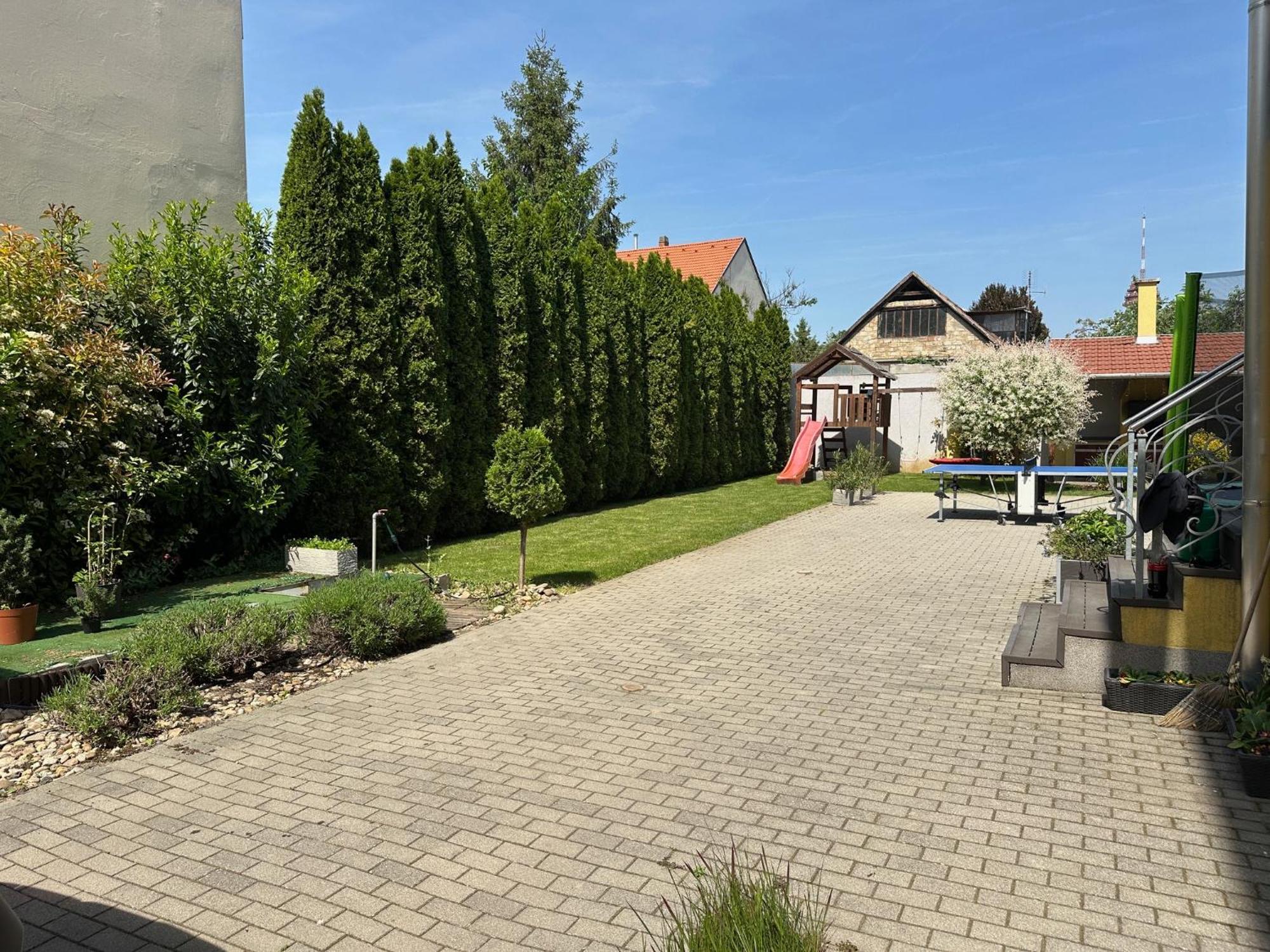 Arviz Apartman Szeged Exterior photo